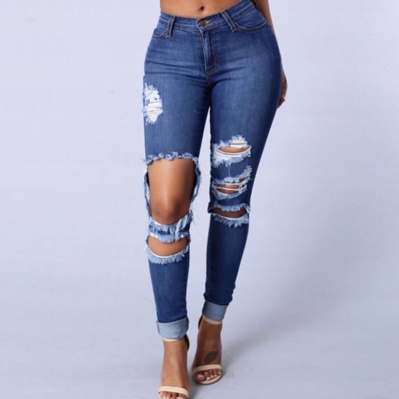 Fashion Nova Denim - FN Beach bum jeans